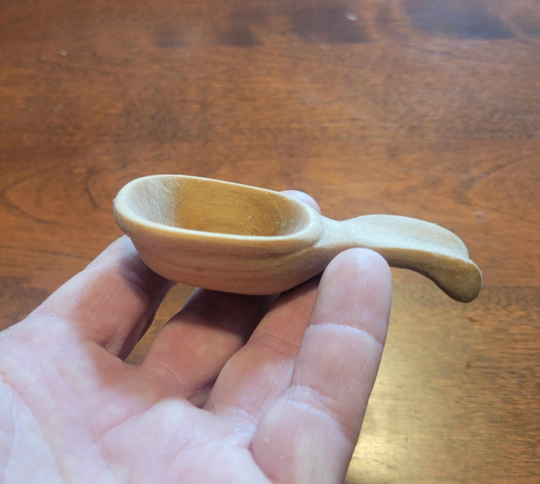 Small Scoop in Cherry